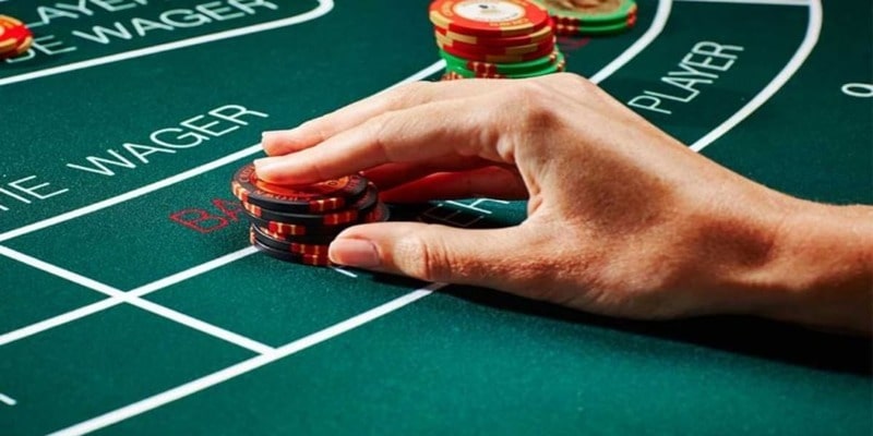Các quy tắc khác trong luật mà người chơi bài Baccarat nên biết